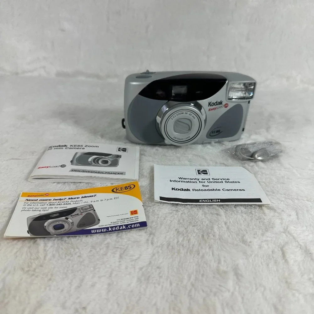 Vintage Kodak EasyLoad 35 KE85 Zoom Point And Shot 35mm Film Camera w/ manuals